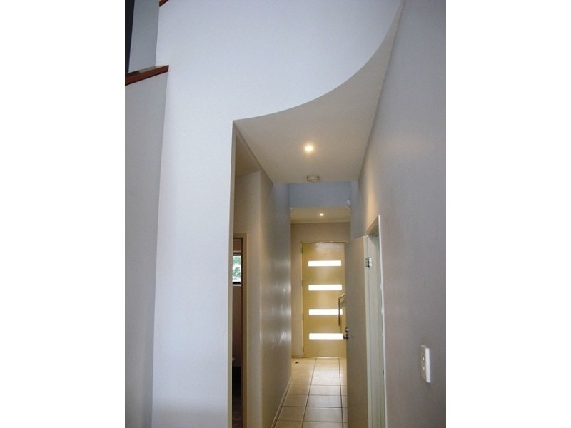 2/26 Moores Crescent, Varsity Lakes QLD 4227