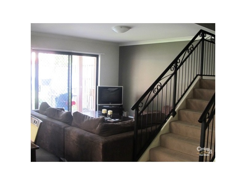 12/2 Geraldton Drive, Varsity Lakes QLD 4227