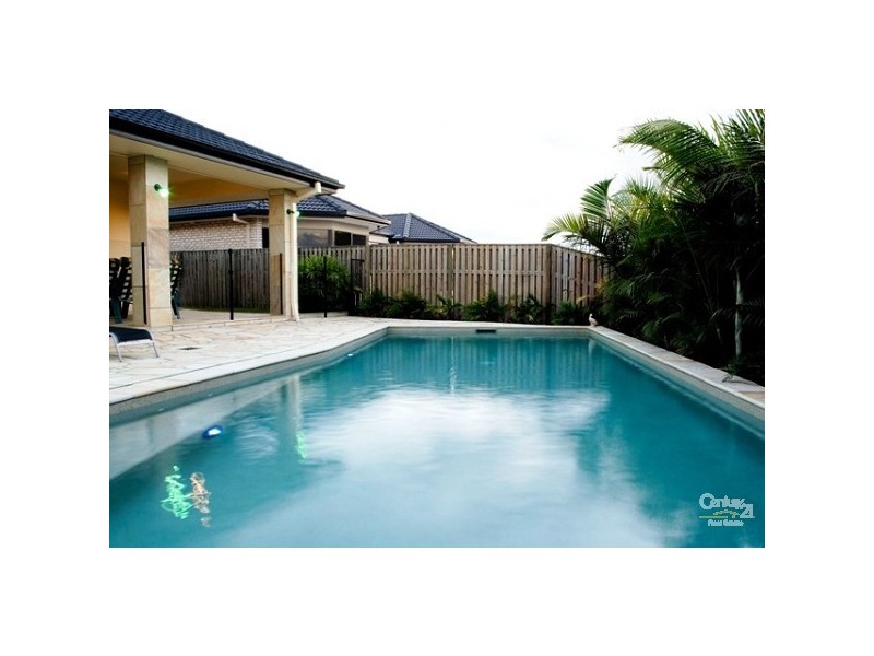 1 Bayswater Avenue, Varsity Lakes QLD 4227