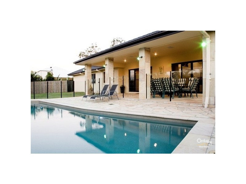 1 Bayswater Avenue, Varsity Lakes QLD 4227