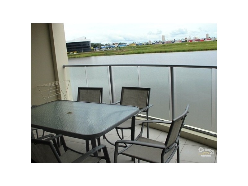 255 Varsity Parade, Varsity Lakes QLD 4227