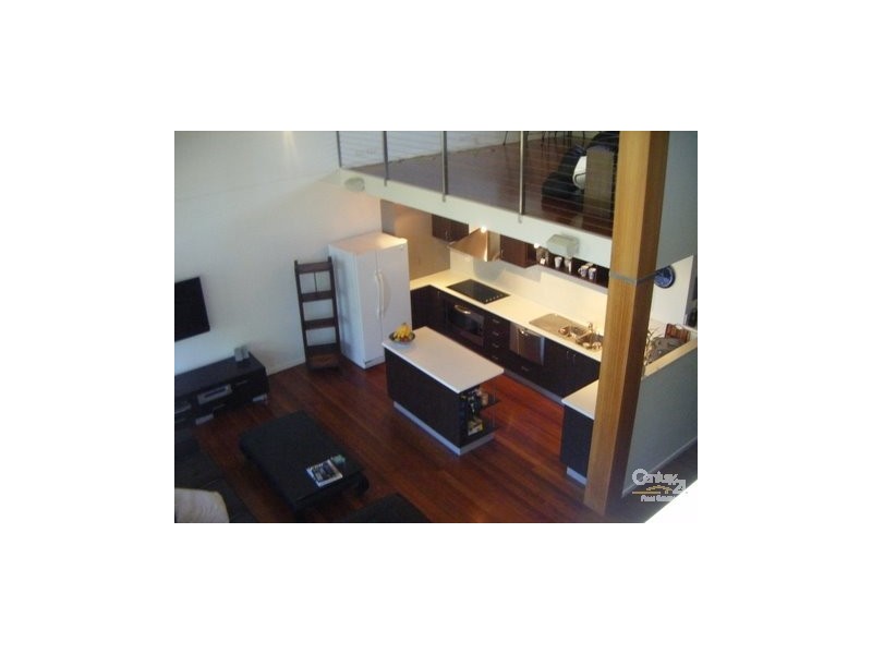 17 Shorehaven Court, Varsity Lakes QLD 4227