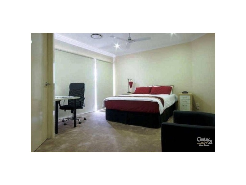 Varsity Lakes QLD 4227