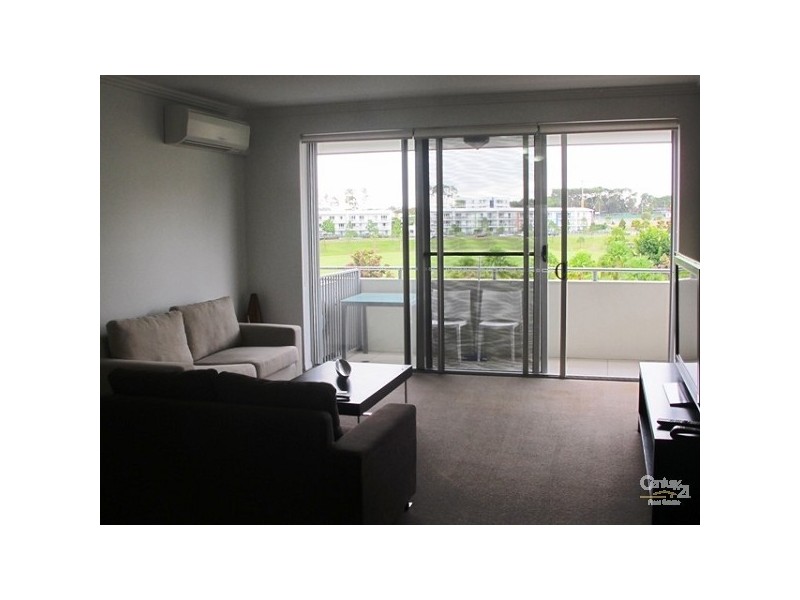 167/1-9 Moores Crescent CHANCELLOR LAKESIDE, Varsity Lakes QLD 4227