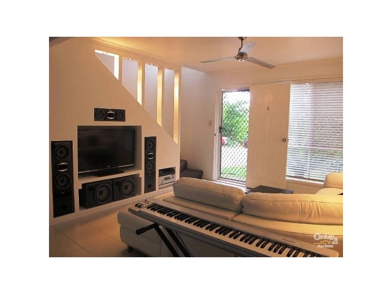 4/8 Gooding Drive, Merrimac QLD 4226