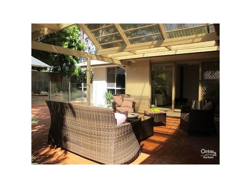 18 Kensington Street, Robina QLD 4226