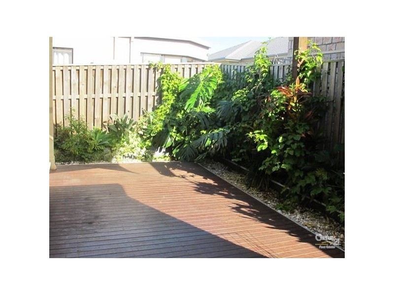 103 Bayswater Avenue, Varsity Lakes QLD 4227