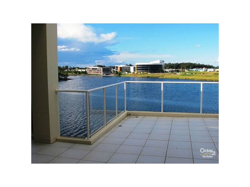 251 Varsity Parade, Varsity Lakes QLD 4227
