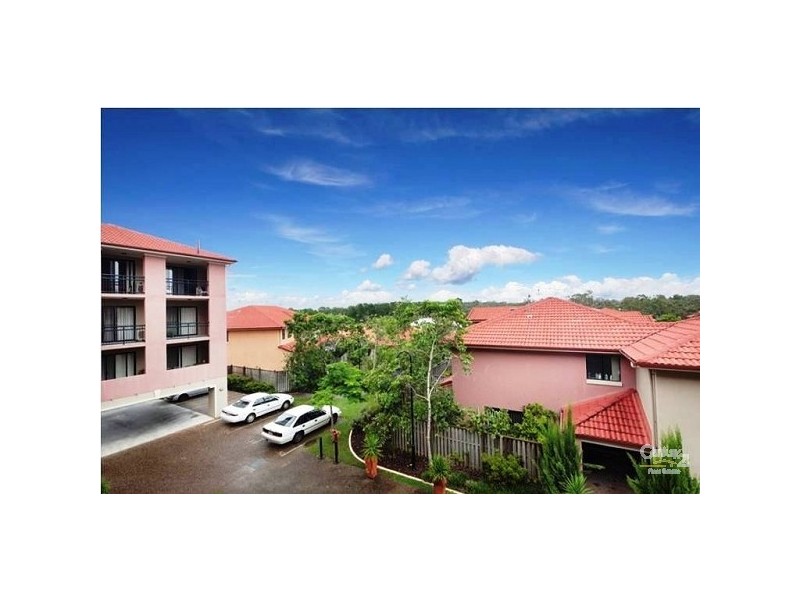 31/2 Geraldton Drive, Varsity Lakes QLD 4227