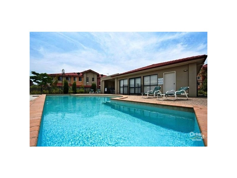 31/2 Geraldton Drive, Varsity Lakes QLD 4227