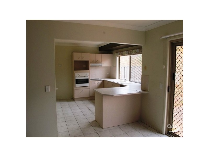 7 Illinois Court, Varsity Lakes QLD 4227