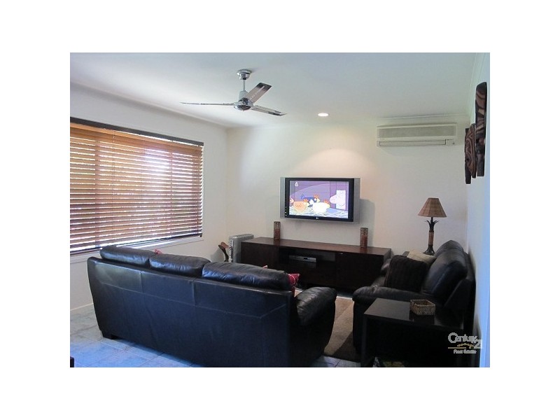 6 Newstead Street, Burleigh Waters QLD 4220