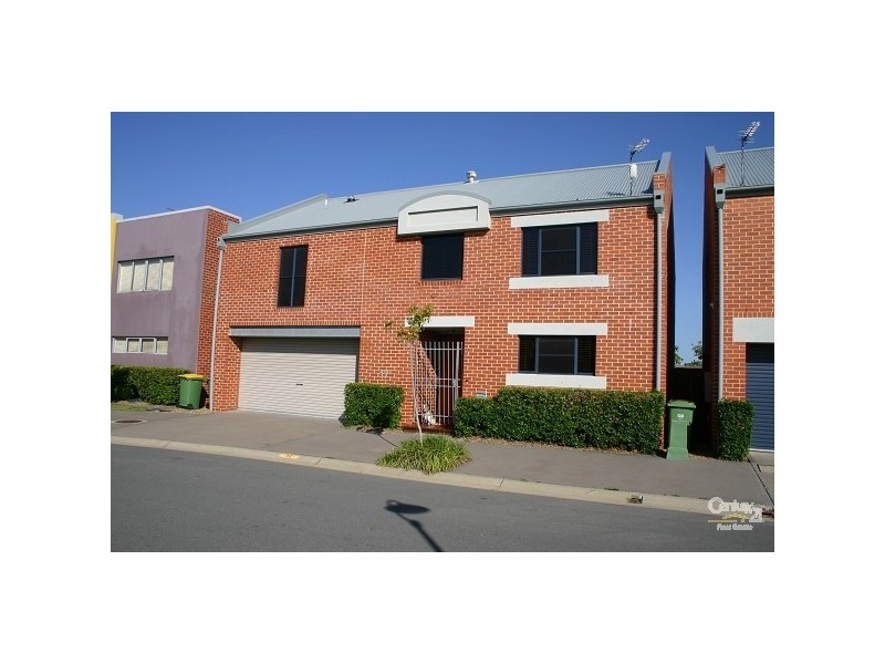 Varsity Lakes QLD 4227