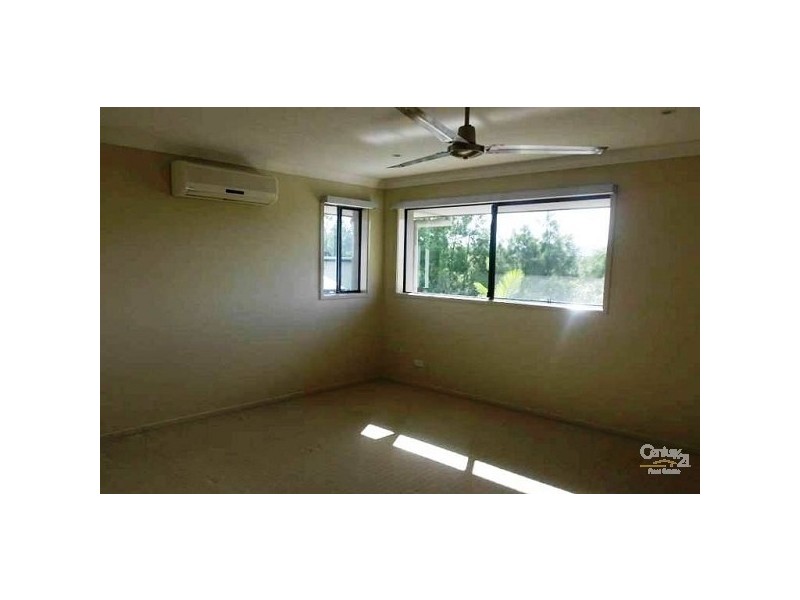 1 Silvermaple Street, Robina QLD 4226