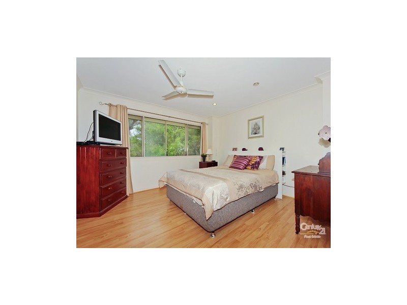 5 Tea Gardens Place, Robina QLD 4226