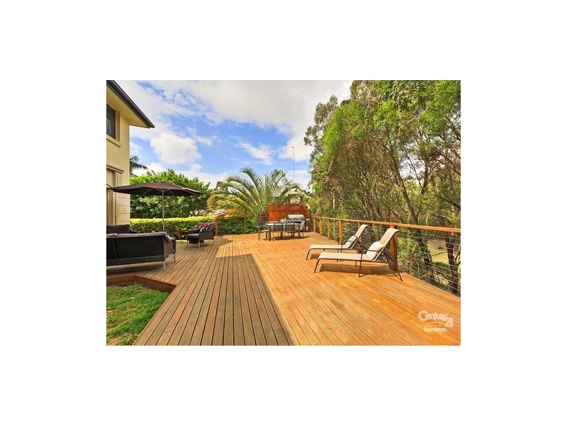 5 Tea Gardens Place, Robina QLD 4226