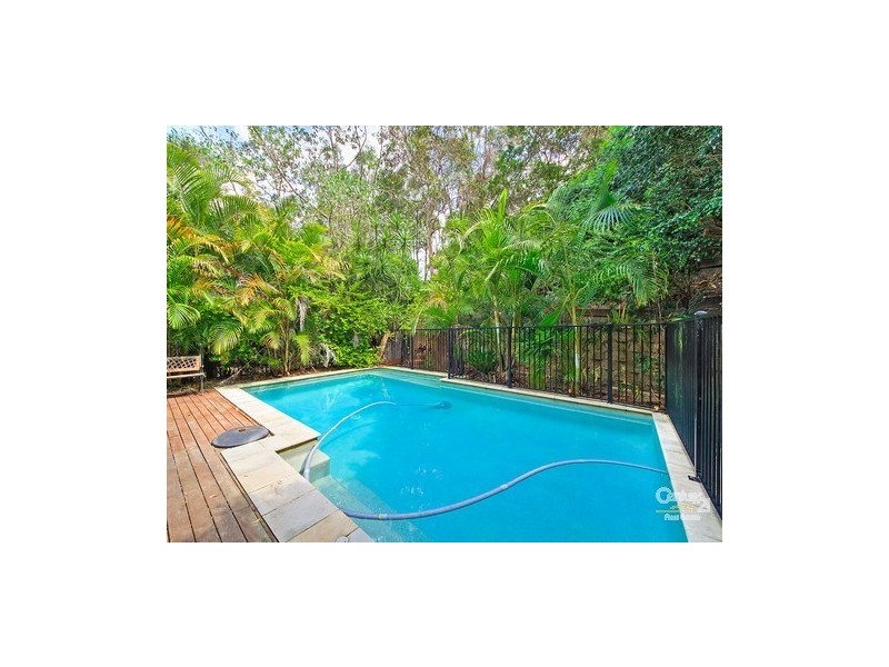 5 Tea Gardens Place, Robina QLD 4226