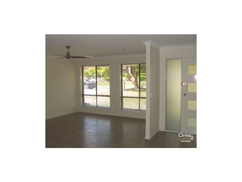 31A Claremont Drive, Varsity Lakes QLD 4227