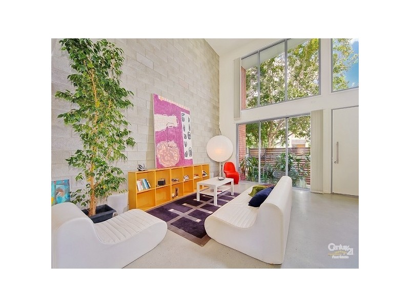 10 Watts Drive, Varsity Lakes QLD 4227