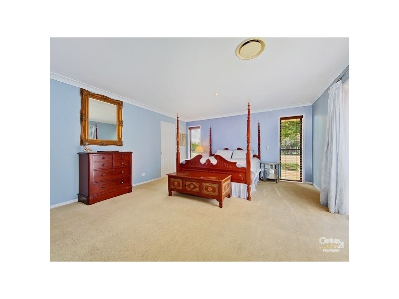 26 Lancelin Drive, Mermaid Waters QLD 4218