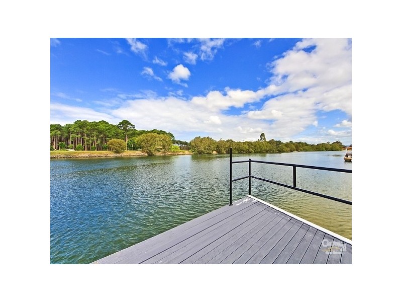 26 Lancelin Drive, Mermaid Waters QLD 4218