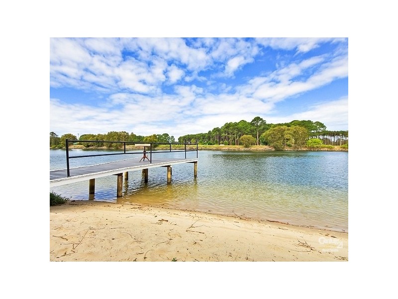 26 Lancelin Drive, Mermaid Waters QLD 4218