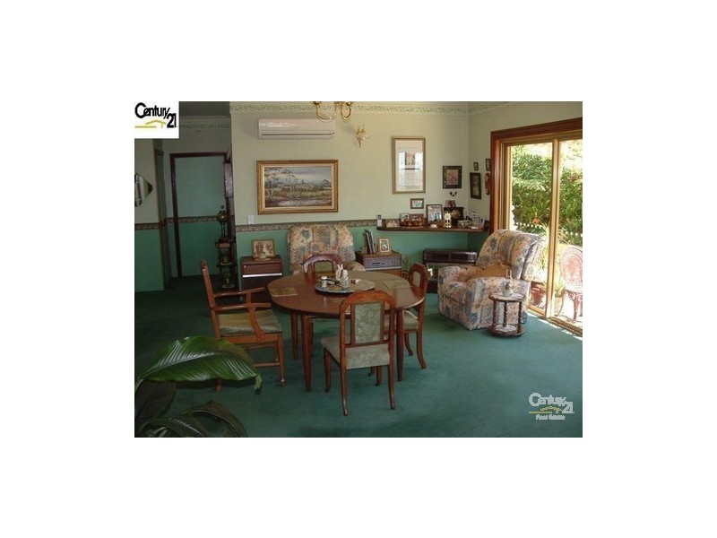 13-17 Eagles Retreat Place, Tamborine Mountain QLD 4272