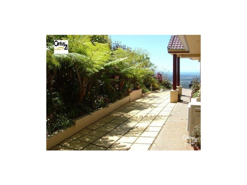 13-17 Eagles Retreat Place, Tamborine Mountain QLD 4272