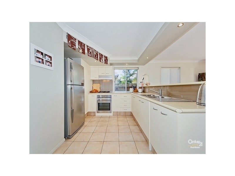 1/276 Christine Avenue, Varsity Lakes QLD 4227