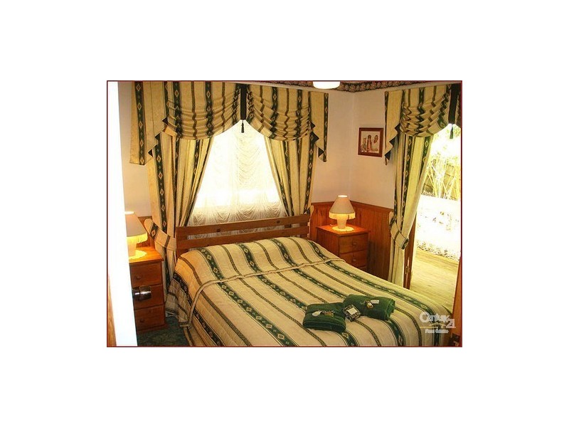 53 Long Road, Tamborine Mountain QLD 4272