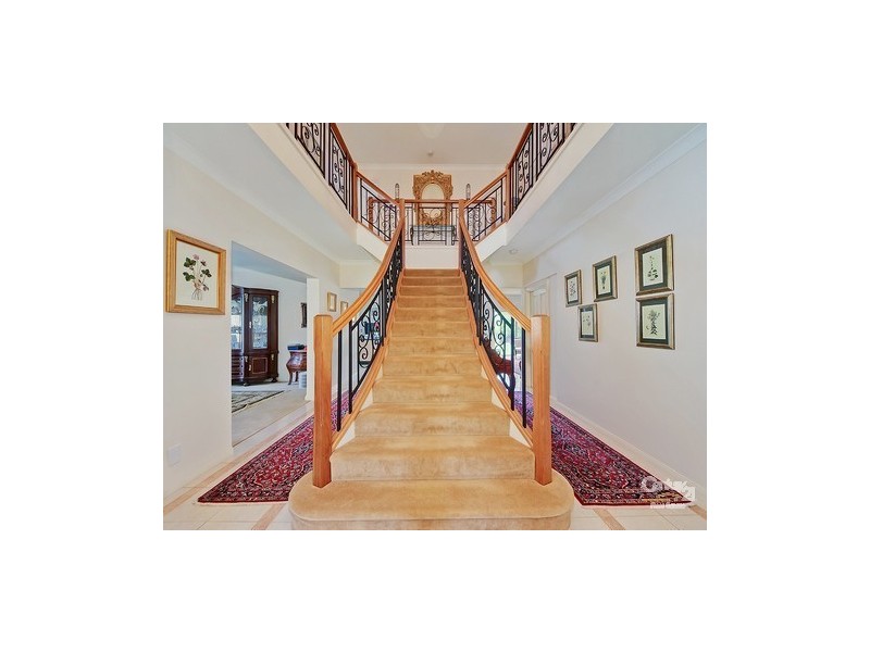 21 Silvermaple Street, Robina QLD 4226