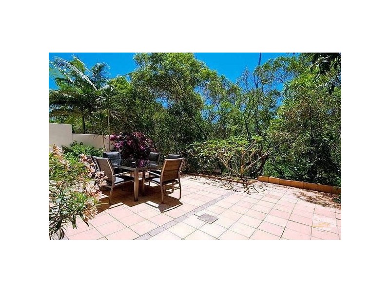 13 Ranier Crescent, Varsity Lakes QLD 4227