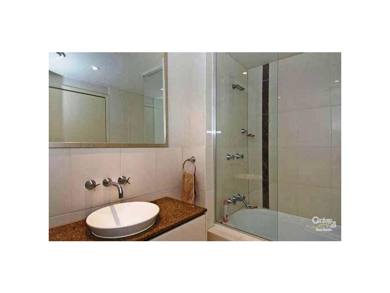 Varsity Lakes QLD 4227