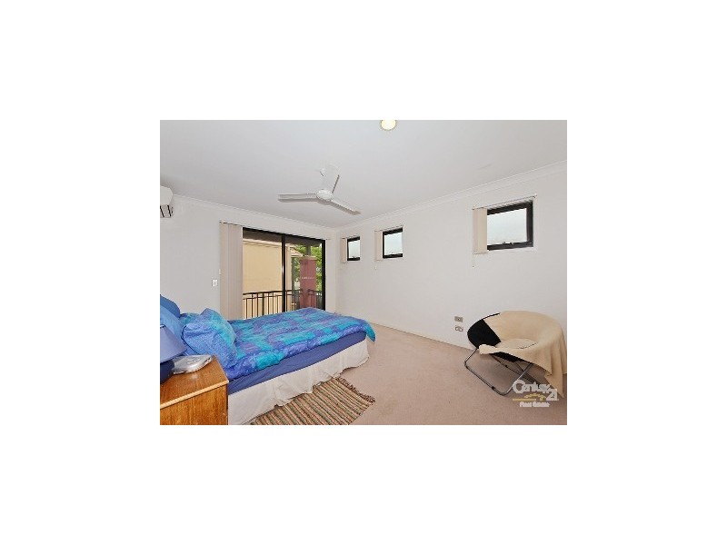 8/302 Christine ave, Varsity Lakes QLD 4227