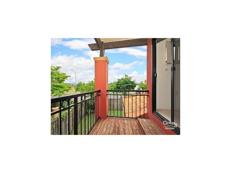 8/302 Christine ave, Varsity Lakes QLD 4227