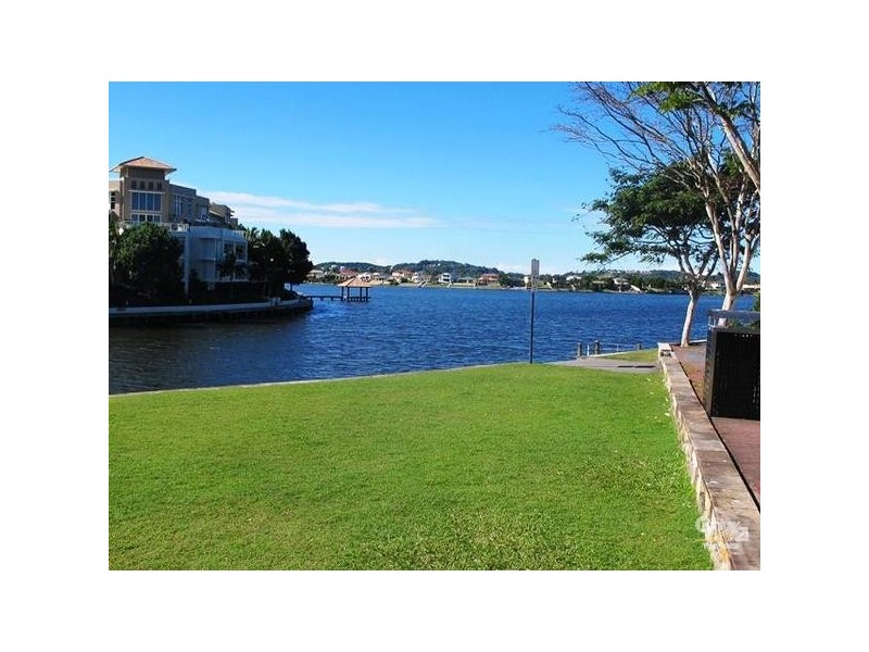 Varsity Lakes QLD 4227