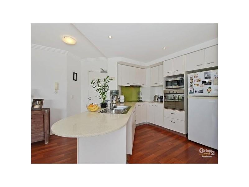 Varsity Lakes QLD 4227