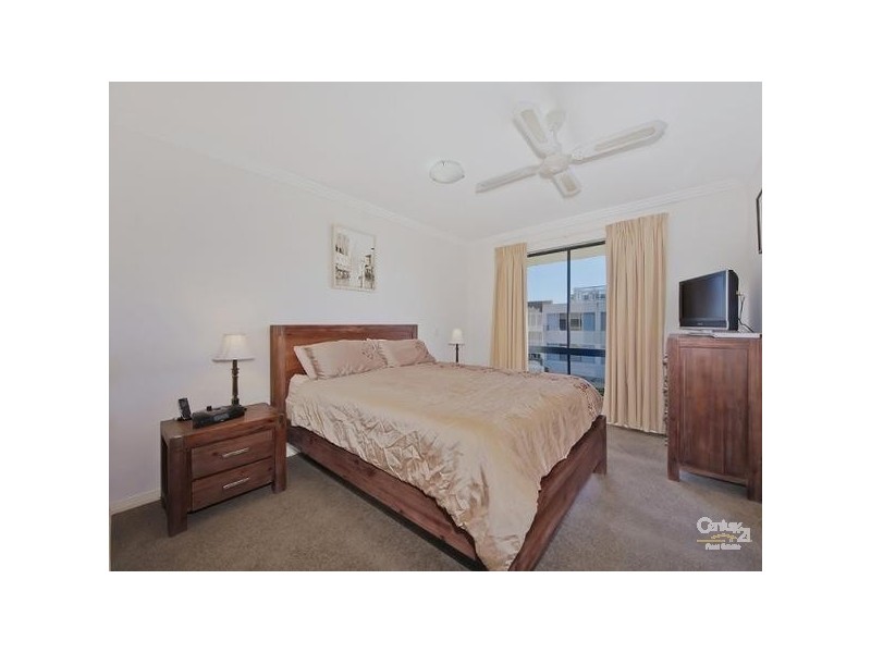 Varsity Lakes QLD 4227