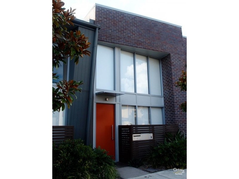 Varsity Lakes QLD 4227