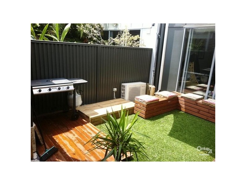 Varsity Lakes QLD 4227