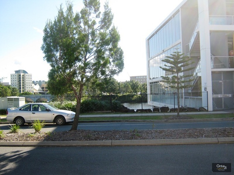 Varsity Lakes QLD 4227