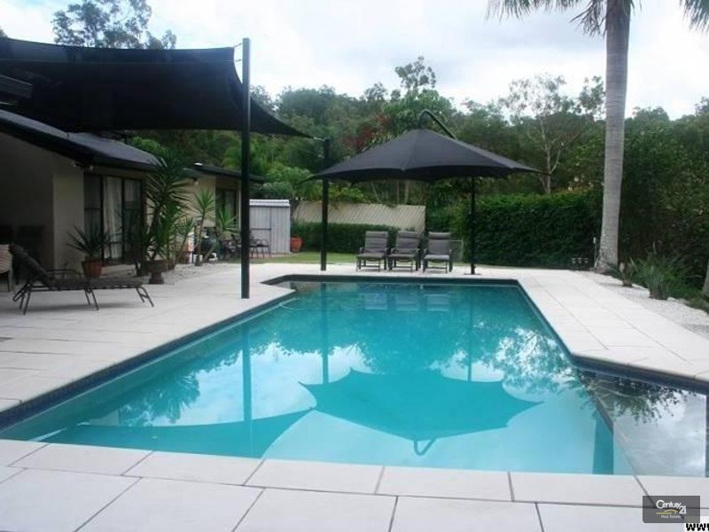 11 Kulan Court, Mudgeeraba QLD 4213