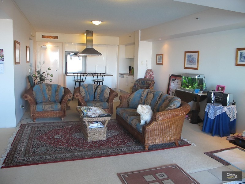 53/326 Marine Pde, Labrador QLD 4215