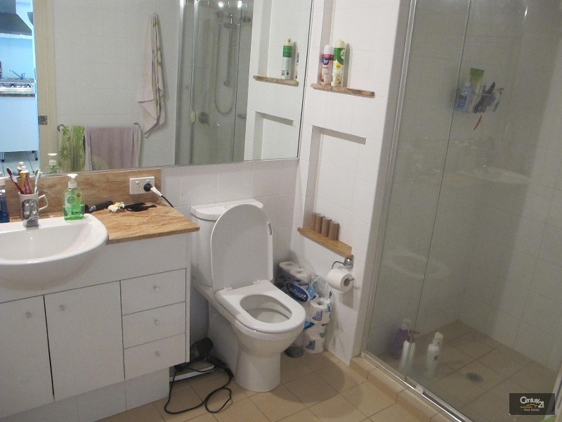 53/326 Marine Pde, Labrador QLD 4215