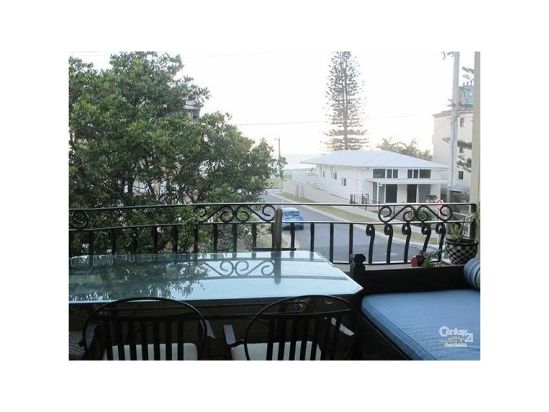 2/28 Nagel Ave, Miami QLD 4220