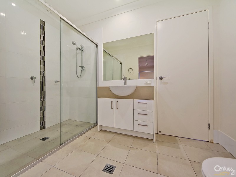 29/28 Castello Cct, Varsity Lakes QLD 4227