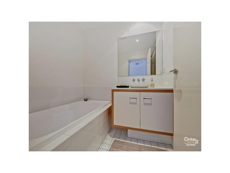 Varsity Lakes QLD 4227