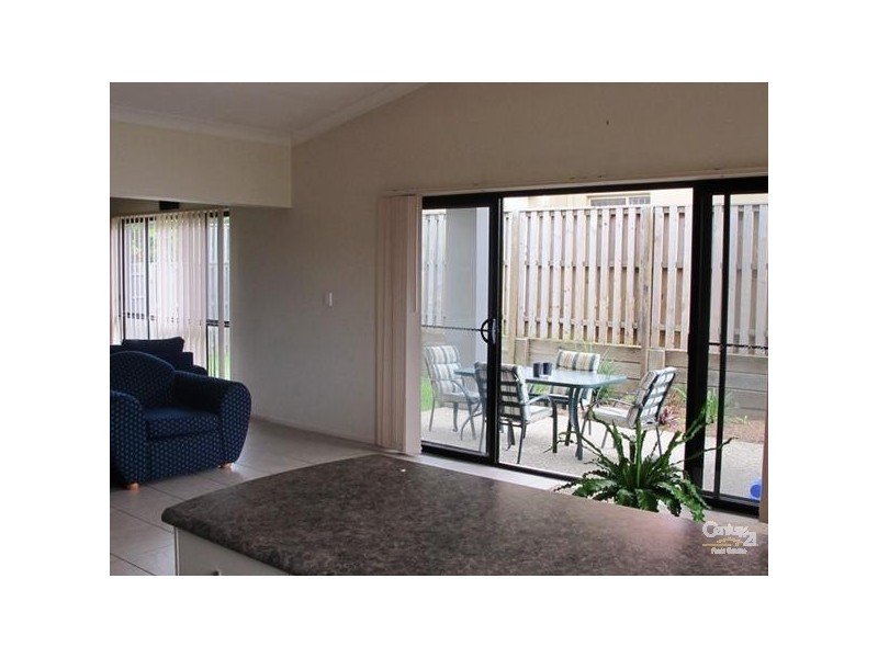 Varsity Lakes QLD 4227