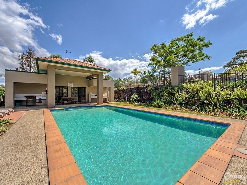 4/45 Prospect Court, Robina QLD 4226