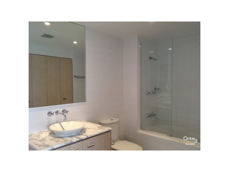 Varsity Lakes QLD 4227